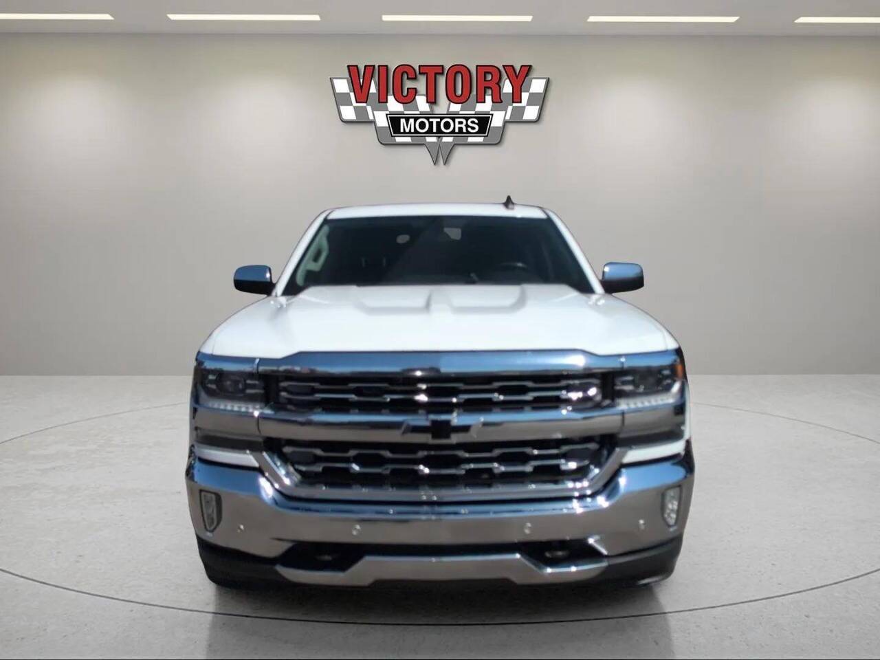 2016 Chevrolet Silverado 1500 LTZ 4x4 4dr Crew Cab 5.8 ft. SB Chesterfield MI