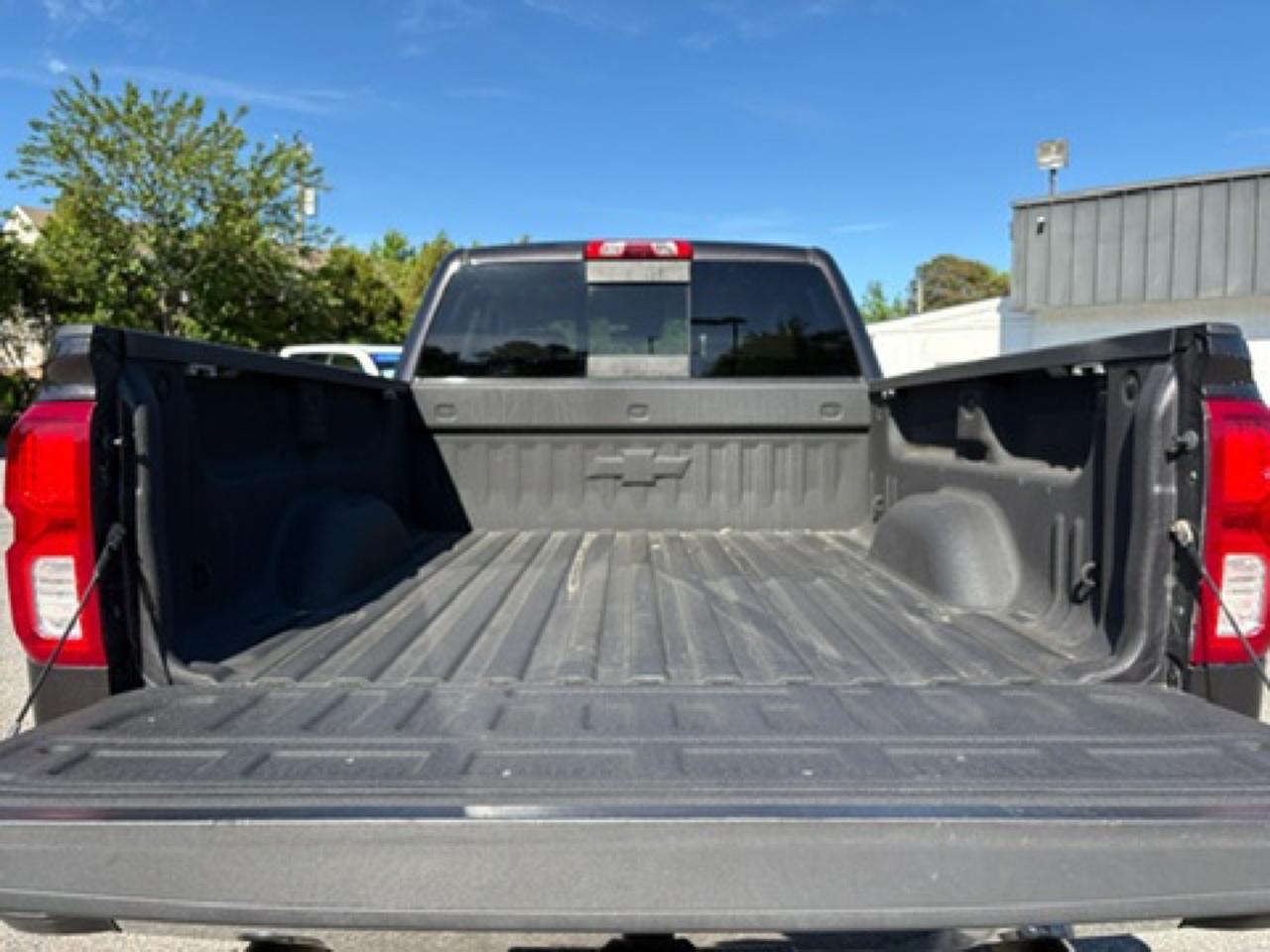 2016 Chevrolet Silverado 1500 LTZ, BED LINER, RUNNING BOARDS, TOW PACKAGE, BACKUP CAMERA WITH PARKING SENSORS, REMOTE START, NAVIGATION, HEATED & COOLING SEATS, LOW MILEAGE, CLEAN CARFAX, CHECK OUT THIS TRUCK TODAY! Virginia Beach VA
