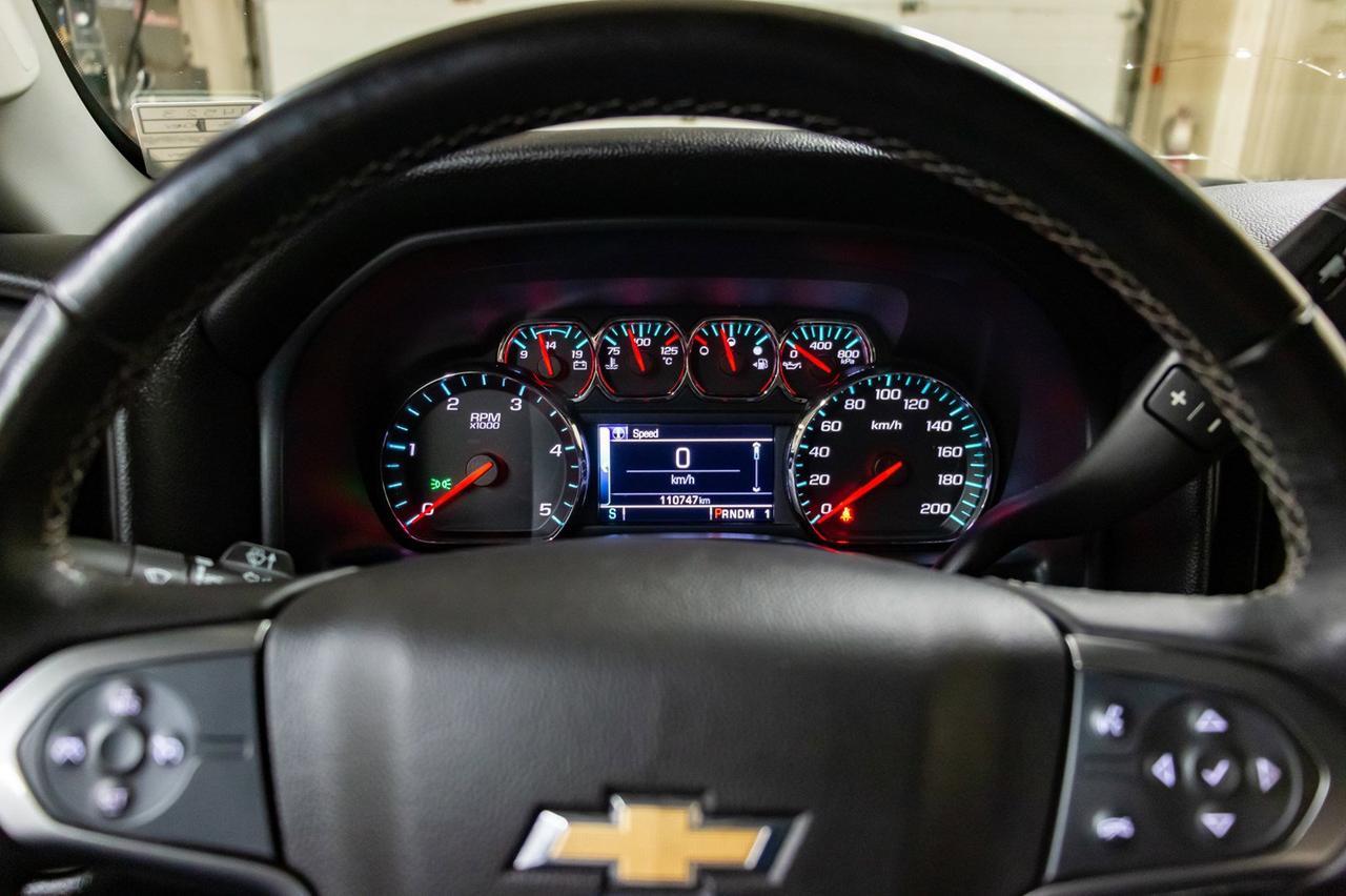 2016 Chevrolet Silverado 2500HD 4x4 Crew Cab LT Diesel Leather BCam Red Deer AB