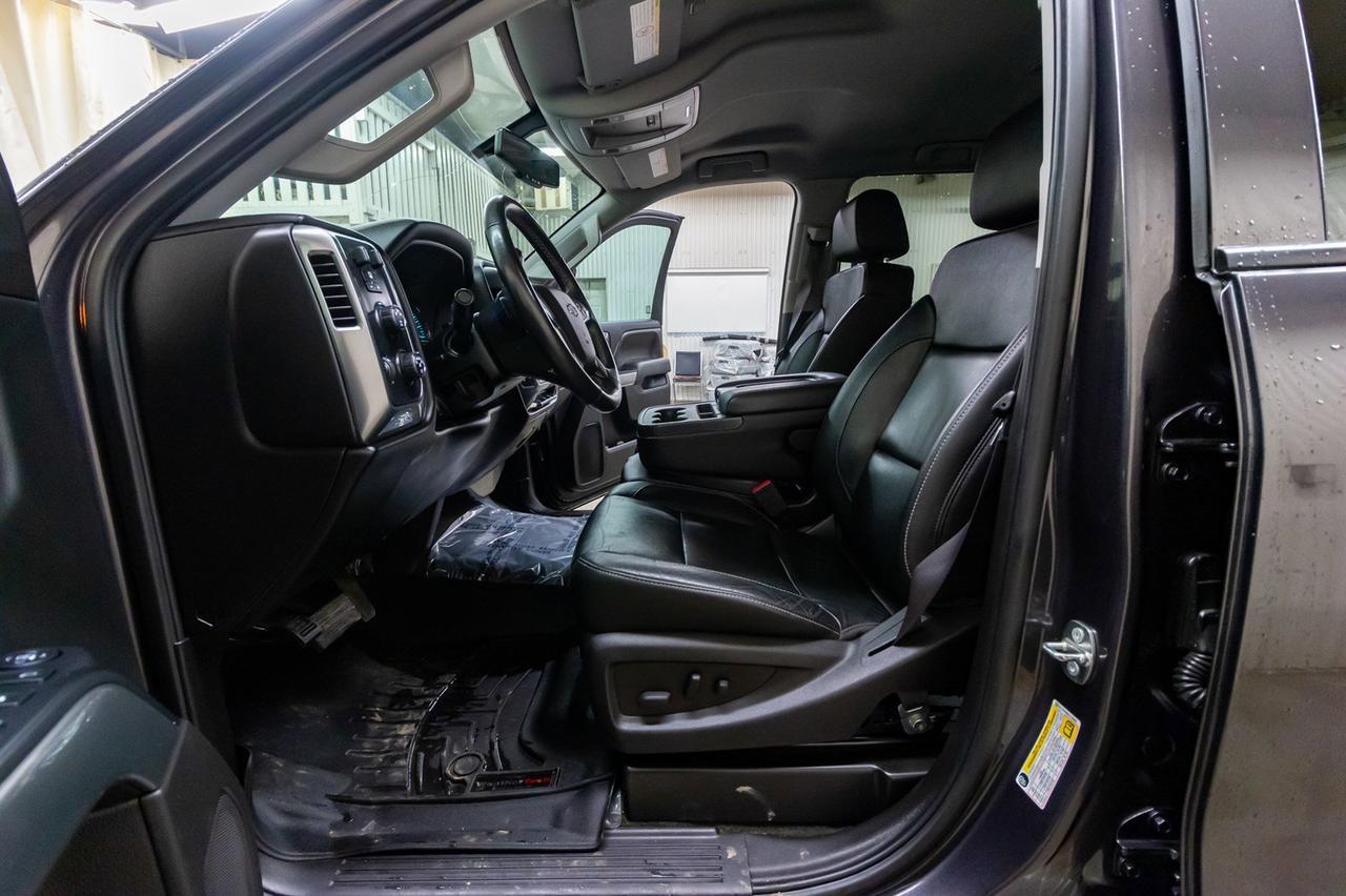 2016 Chevrolet Silverado 2500HD 4x4 Crew Cab LT Diesel Leather BCam Red Deer AB