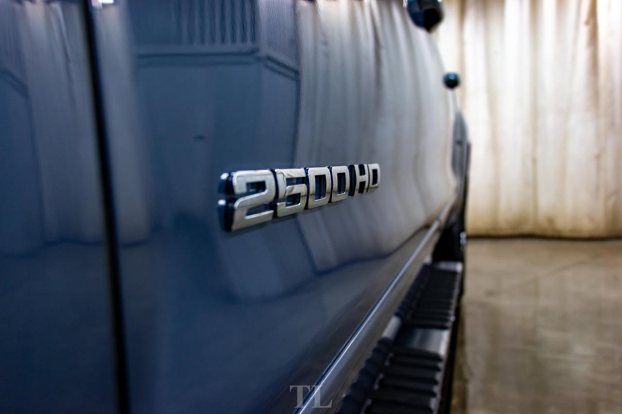 2016 Chevrolet Silverado 2500HD 4x4 Crew Cab LT Nav BCam Red Deer AB