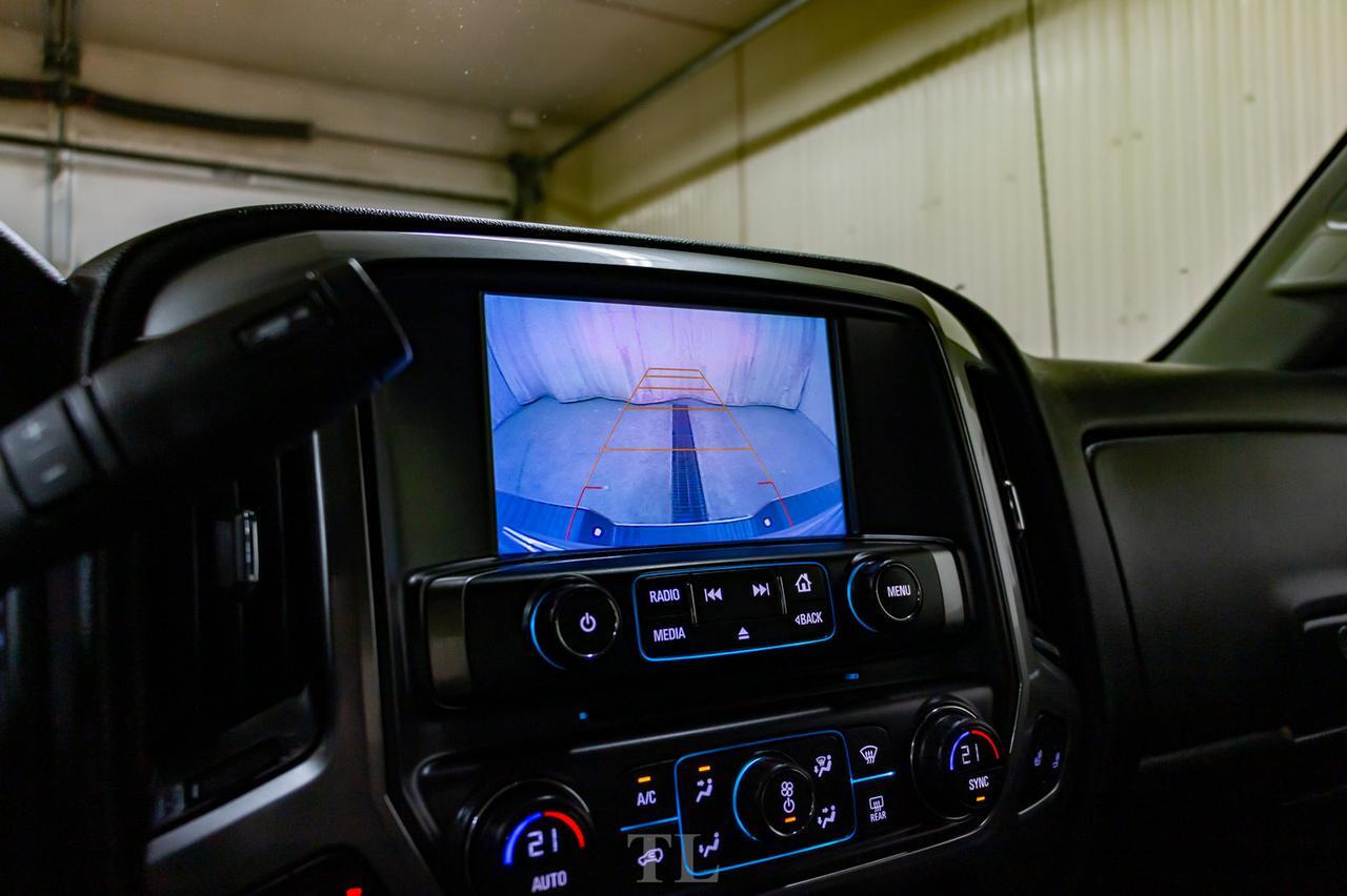 2016 Chevrolet Silverado 2500HD 4x4 Crew Cab LT Nav BCam Red Deer AB