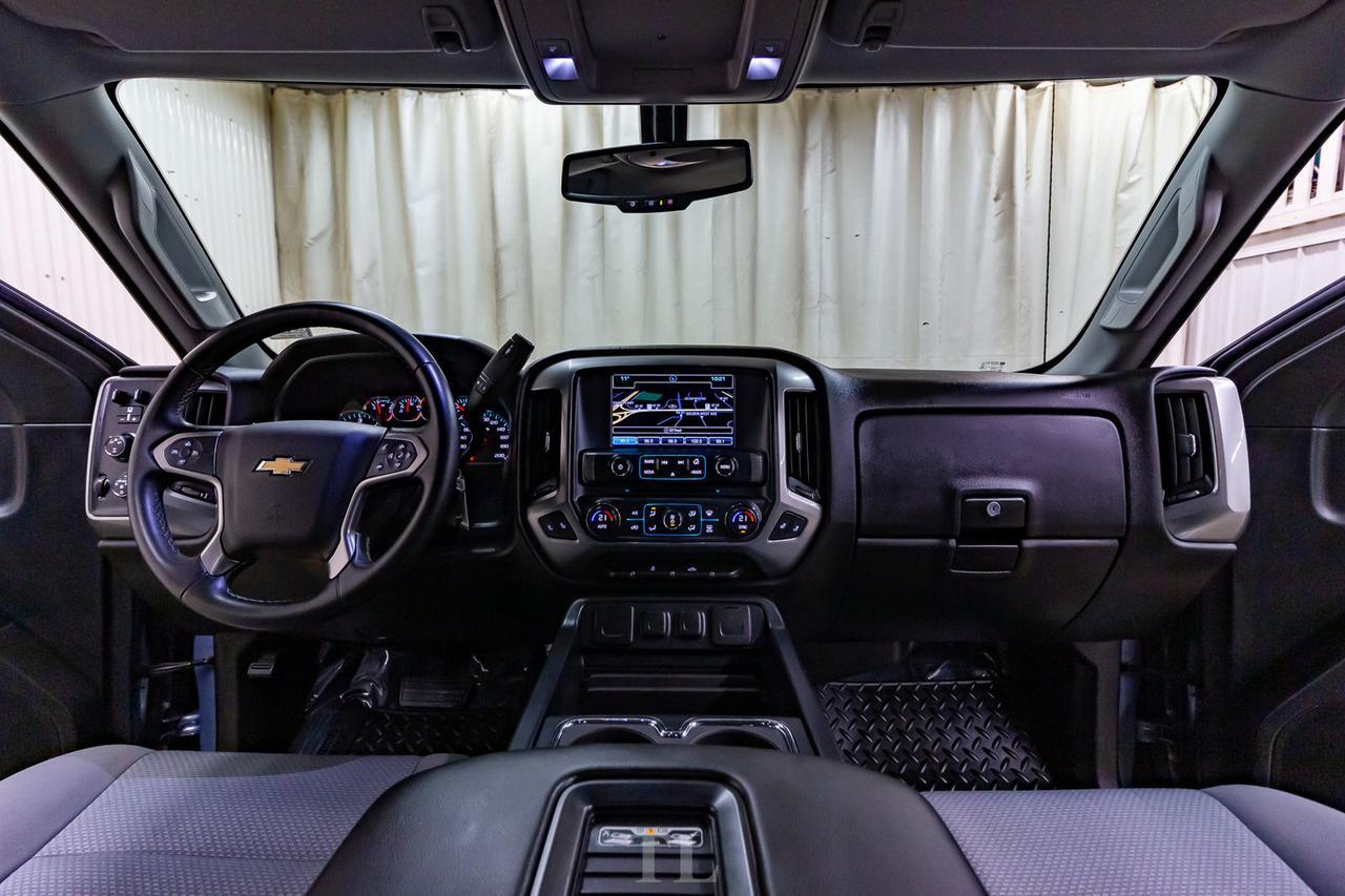 2016 Chevrolet Silverado 2500HD 4x4 Crew Cab LT Nav BCam Red Deer AB