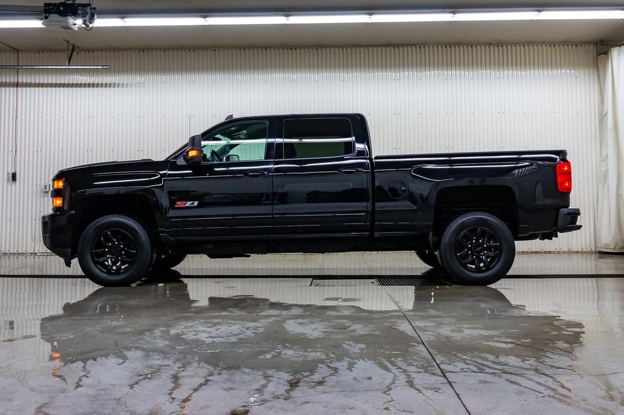 2016 Chevrolet Silverado 2500HD 4x4 Crew Cab LT Z71 Diesel Leather BCam Red Deer AB