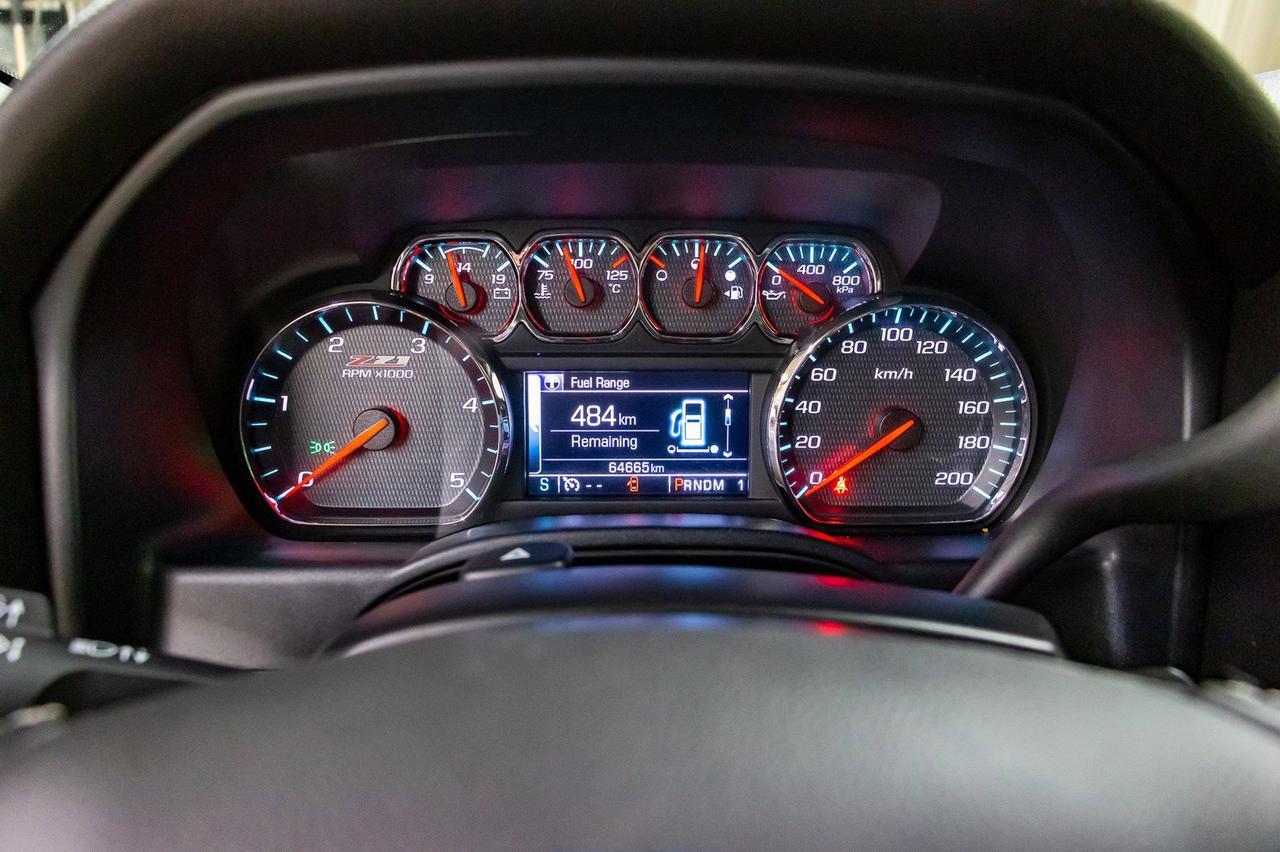 2016 Chevrolet Silverado 2500HD 4x4 Crew Cab LT Z71 Diesel Leather BCam Red Deer AB