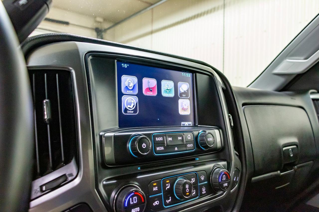 2016 Chevrolet Silverado 2500HD 4x4 Crew Cab LT Z71 Diesel Leather BCam Red Deer AB