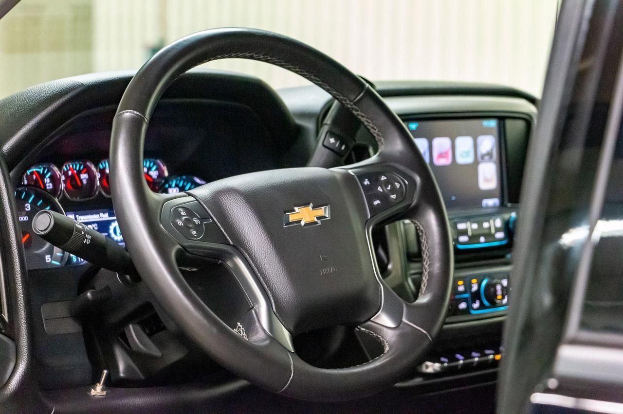 2016 Chevrolet Silverado 2500HD 4x4 Crew Cab LT Z71 Diesel Leather BCam Red Deer AB