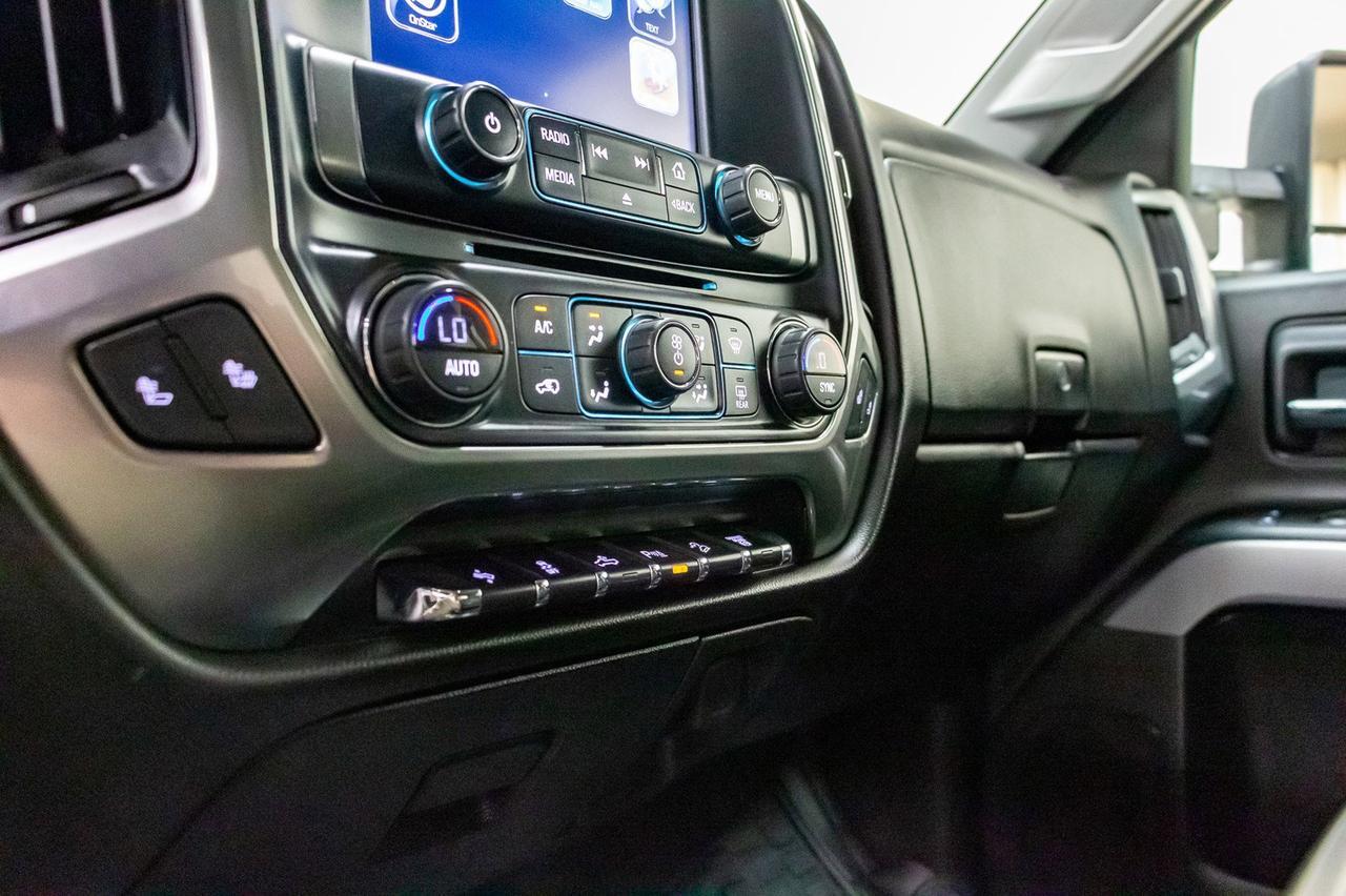 2016 Chevrolet Silverado 2500HD 4x4 Crew Cab LT Z71 Diesel Leather BCam Red Deer AB