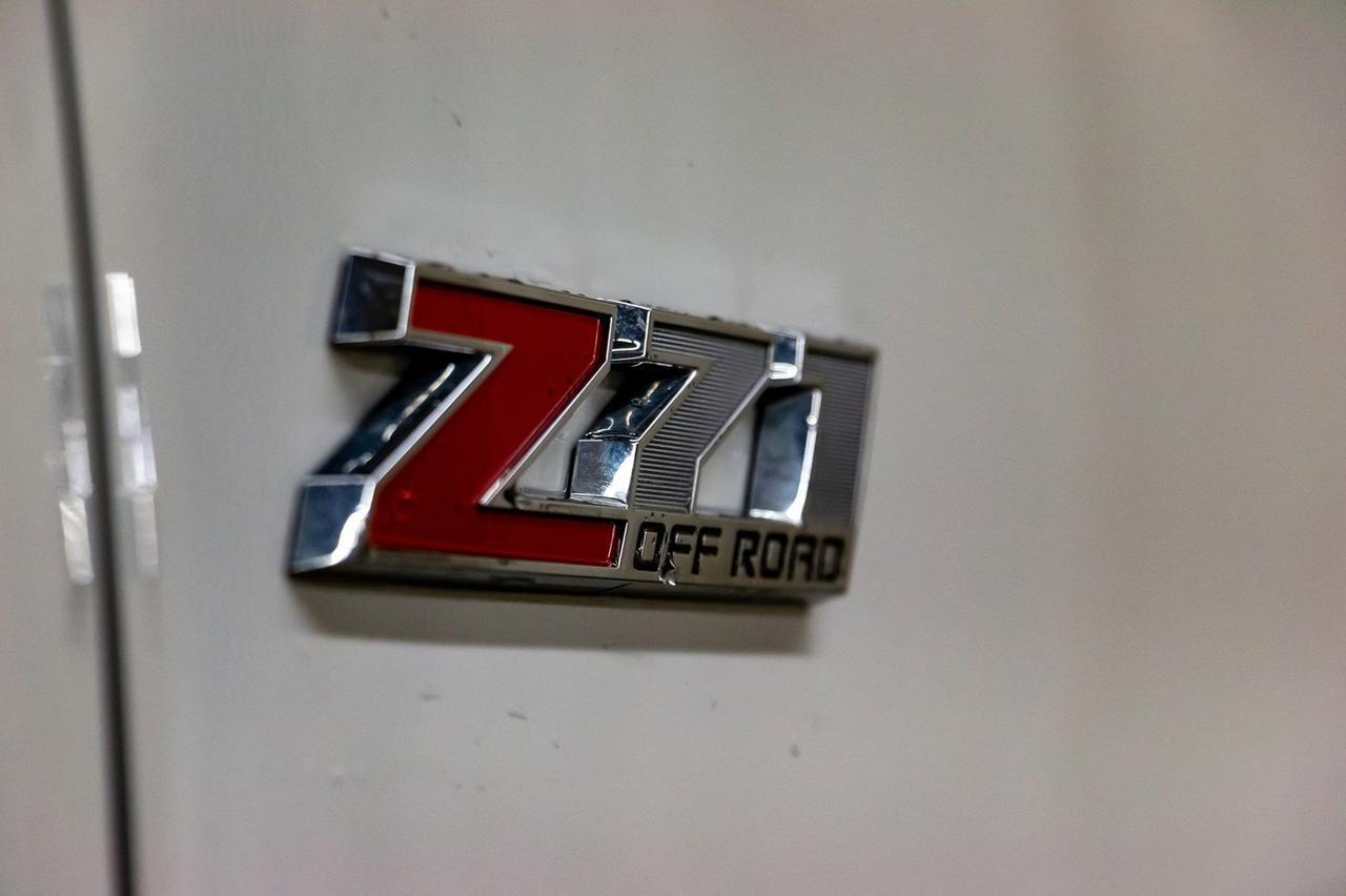 2016 Chevrolet Silverado 2500HD 4x4 Crew Cab LT Z71 Nav BCam Red Deer AB