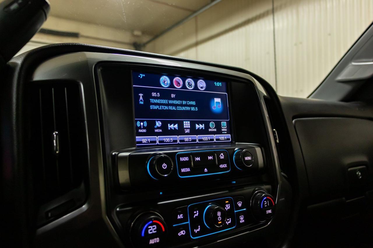 2016 Chevrolet Silverado 2500HD 4x4 Crew Cab LT Z71 Nav BCam Red Deer AB
