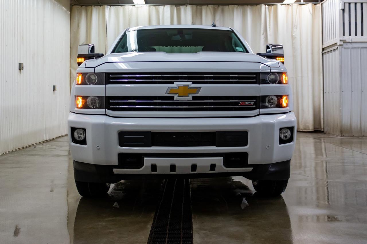 2016 Chevrolet Silverado 2500HD 4x4 Crew Cab LT Z71 Nav BCam Red Deer AB