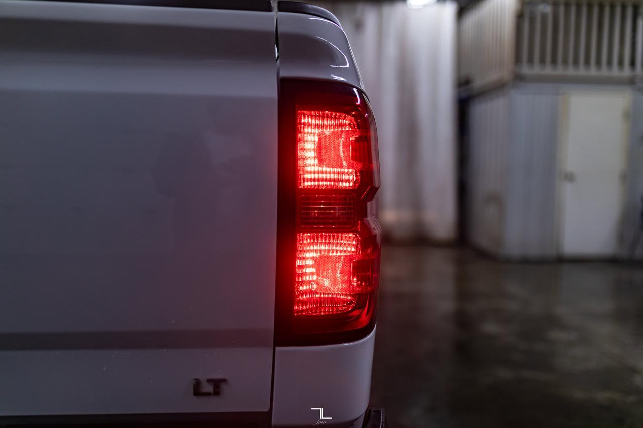 2016 Chevrolet Silverado 2500HD 4x4 Crew Cab LT Z71 PSeat BCam Red Deer AB