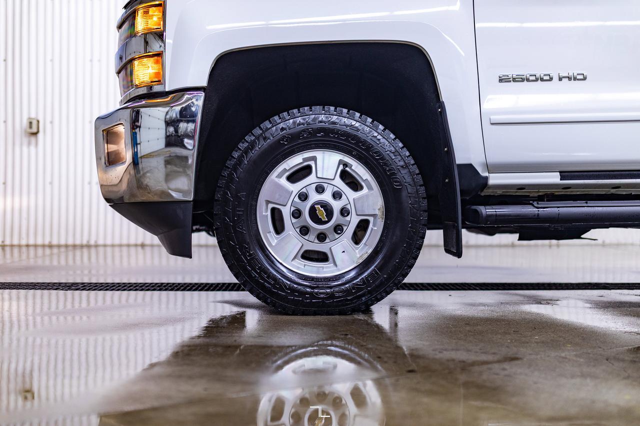 2016 Chevrolet Silverado 2500HD 4x4 Crew Cab LT Z71 PSeat BCam Red Deer AB