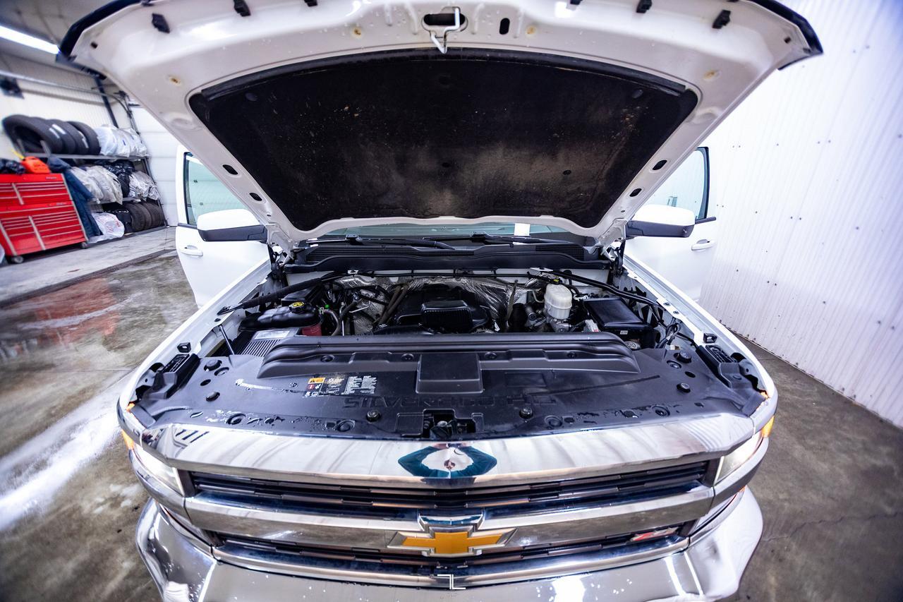 2016 Chevrolet Silverado 2500HD 4x4 Crew Cab LT Z71 PSeat BCam Red Deer AB