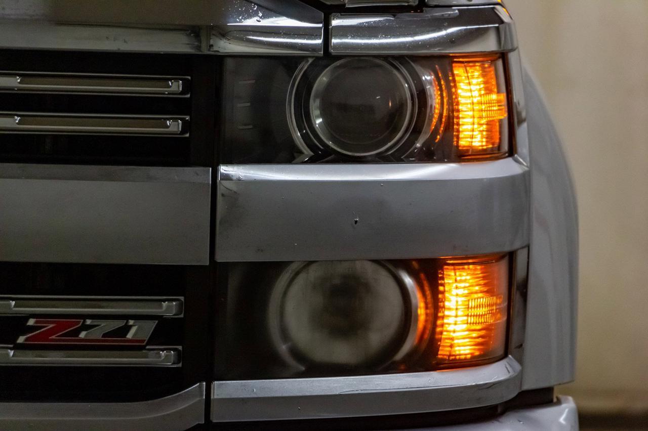 2016 Chevrolet Silverado 2500HD 4x4 Crew Cab LTZ Diesel Leather Roof Nav Red Deer AB