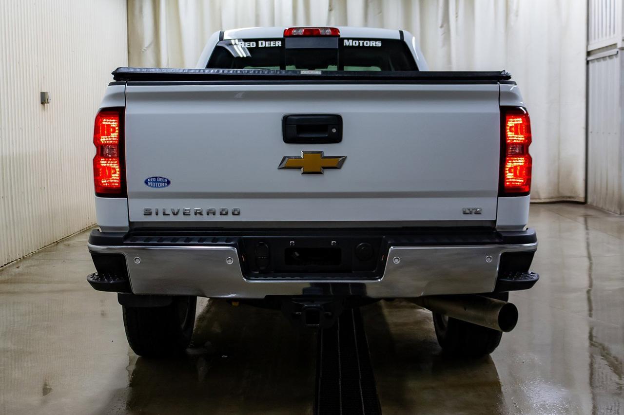 2016 Chevrolet Silverado 2500HD 4x4 Crew Cab LTZ Z71 Diesel Leather Roof BCam Red Deer AB