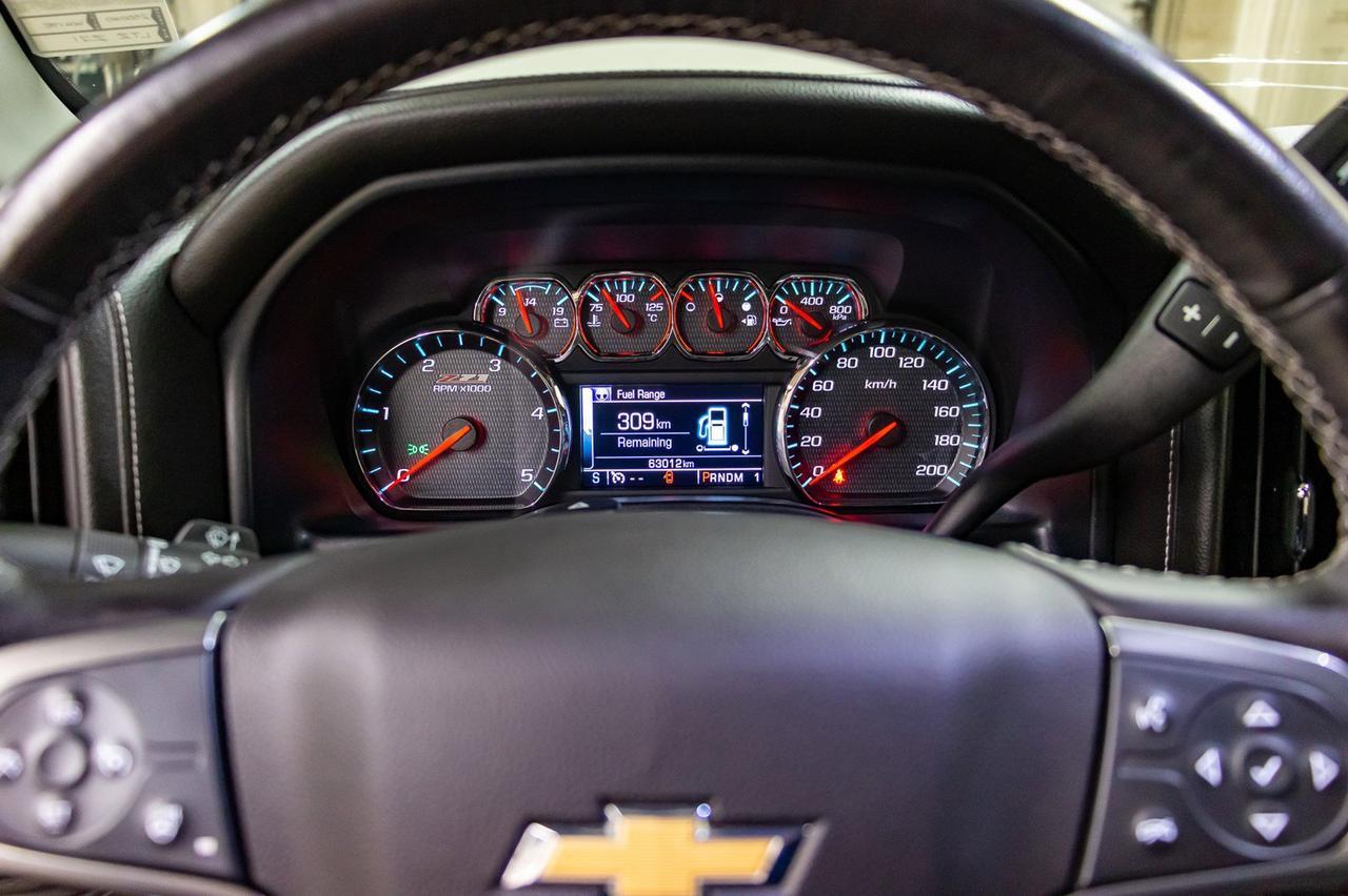 2016 Chevrolet Silverado 2500HD 4x4 Crew Cab LTZ Z71 Diesel Leather Roof BCam Red Deer AB