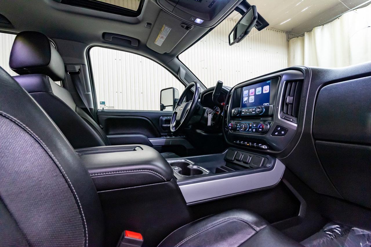 2016 Chevrolet Silverado 2500HD 4x4 Crew Cab LTZ Z71 Diesel Leather Roof BCam Red Deer AB