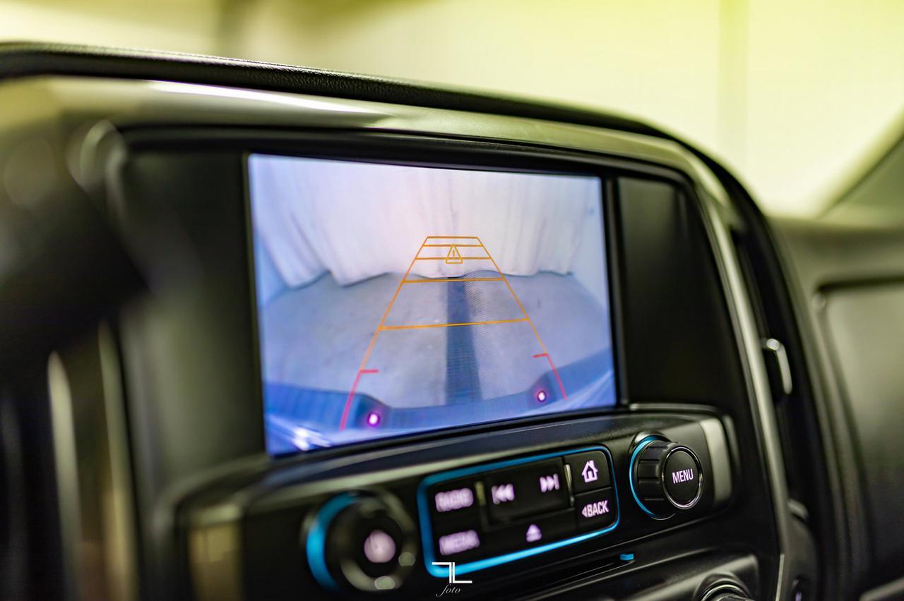 2016 Chevrolet Silverado 2500HD 4x4 Crew Cab LTZ Z71 Diesel Leather Roof Nav Red Deer AB