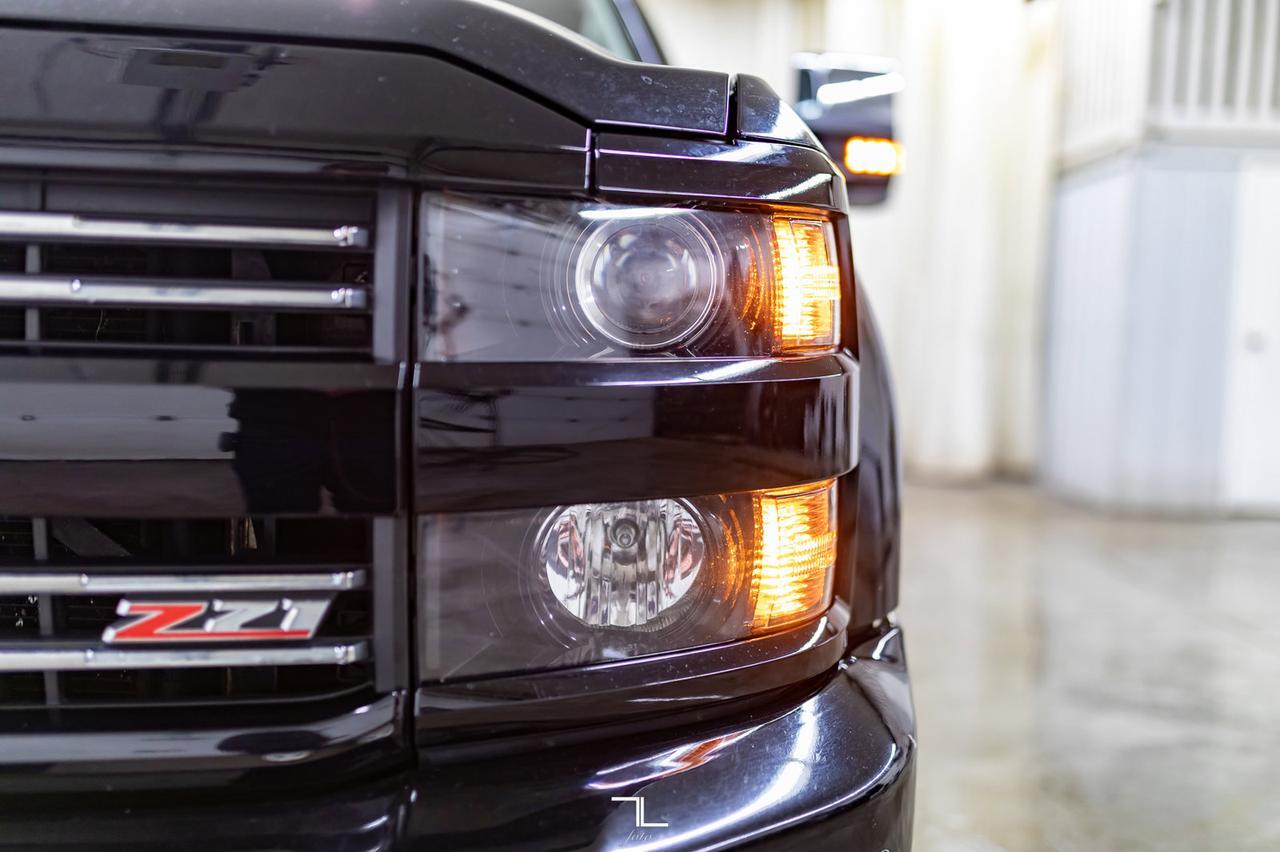 2016 Chevrolet Silverado 2500HD 4x4 Crew Cab LTZ Z71 Diesel Leather Roof Nav Red Deer AB