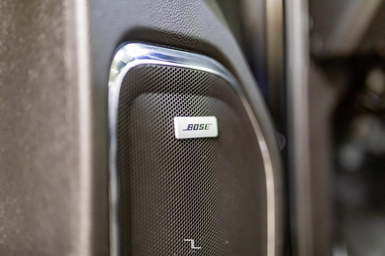 2016 Chevrolet Silverado 2500HD 4x4 Crew Cab LTZ Z71 Diesel Leather Roof Nav Red Deer AB