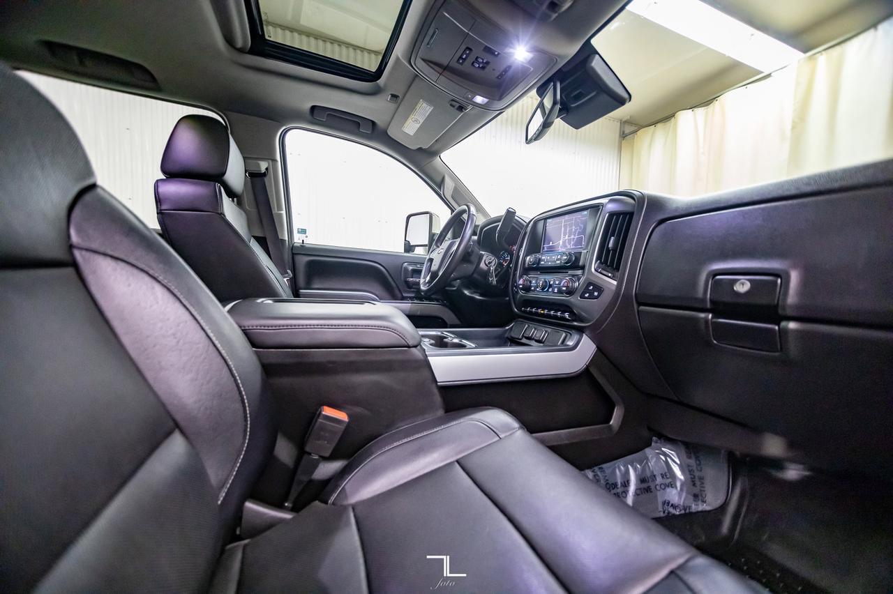 2016 Chevrolet Silverado 2500HD 4x4 Crew Cab LTZ Z71 Diesel Leather Roof Nav Red Deer AB