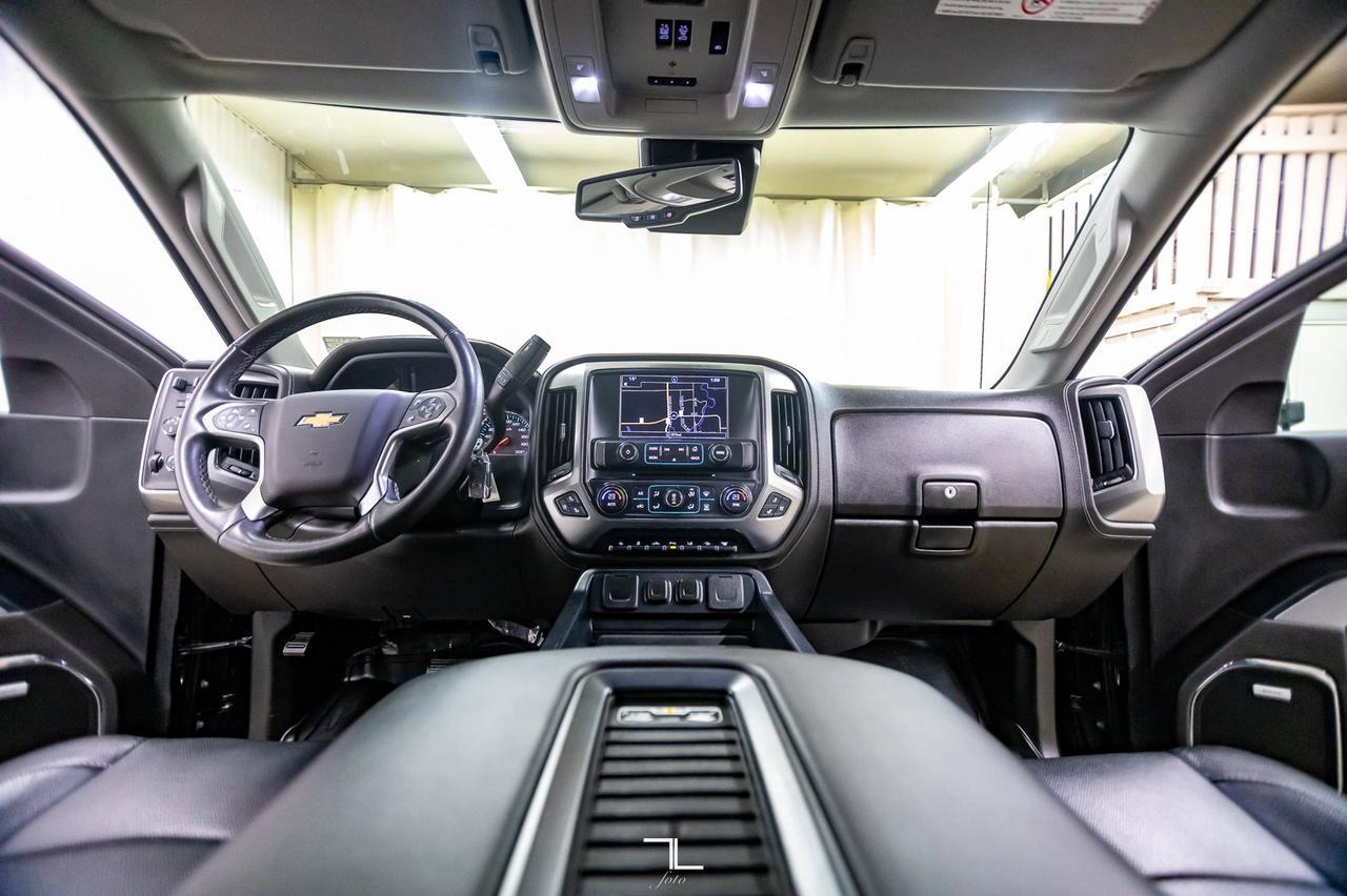 2016 Chevrolet Silverado 2500HD 4x4 Crew Cab LTZ Z71 Diesel Leather Roof Nav Red Deer AB