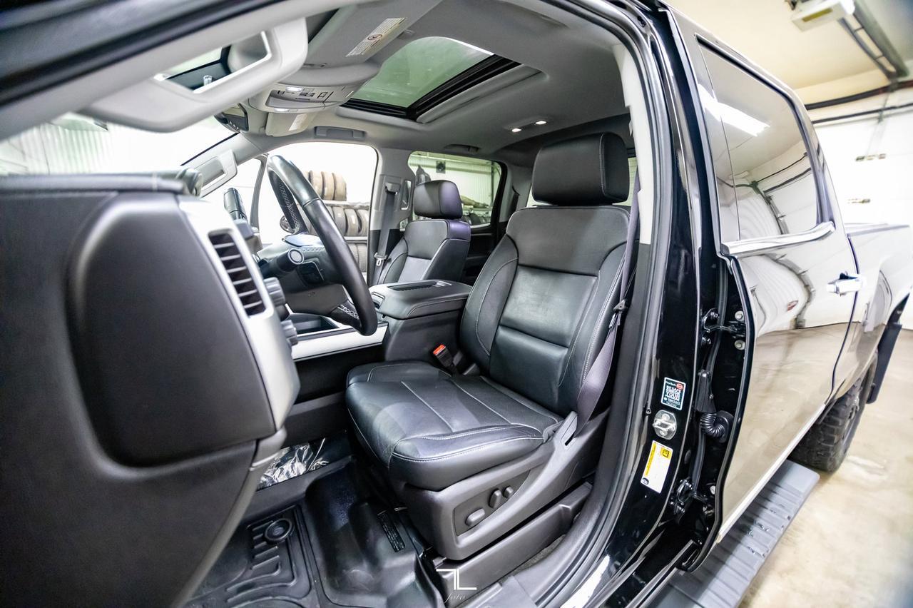 2016 Chevrolet Silverado 2500HD 4x4 Crew Cab LTZ Z71 Diesel Leather Roof Nav Red Deer AB