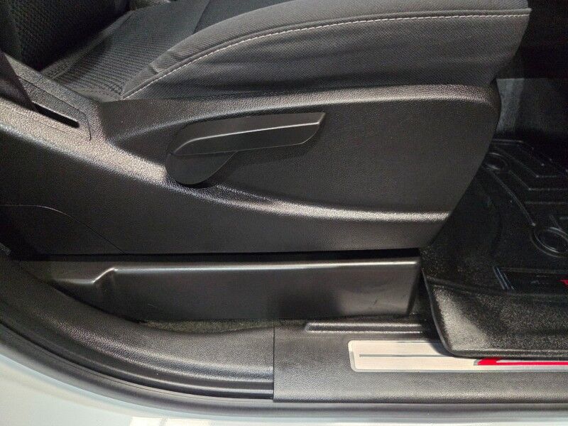 2016 Chevrolet Silverado 2500HD LT 4WD 6.0L V8 Vortec Touch Screen Backup Camera FREE WARRANTY Arlington TX