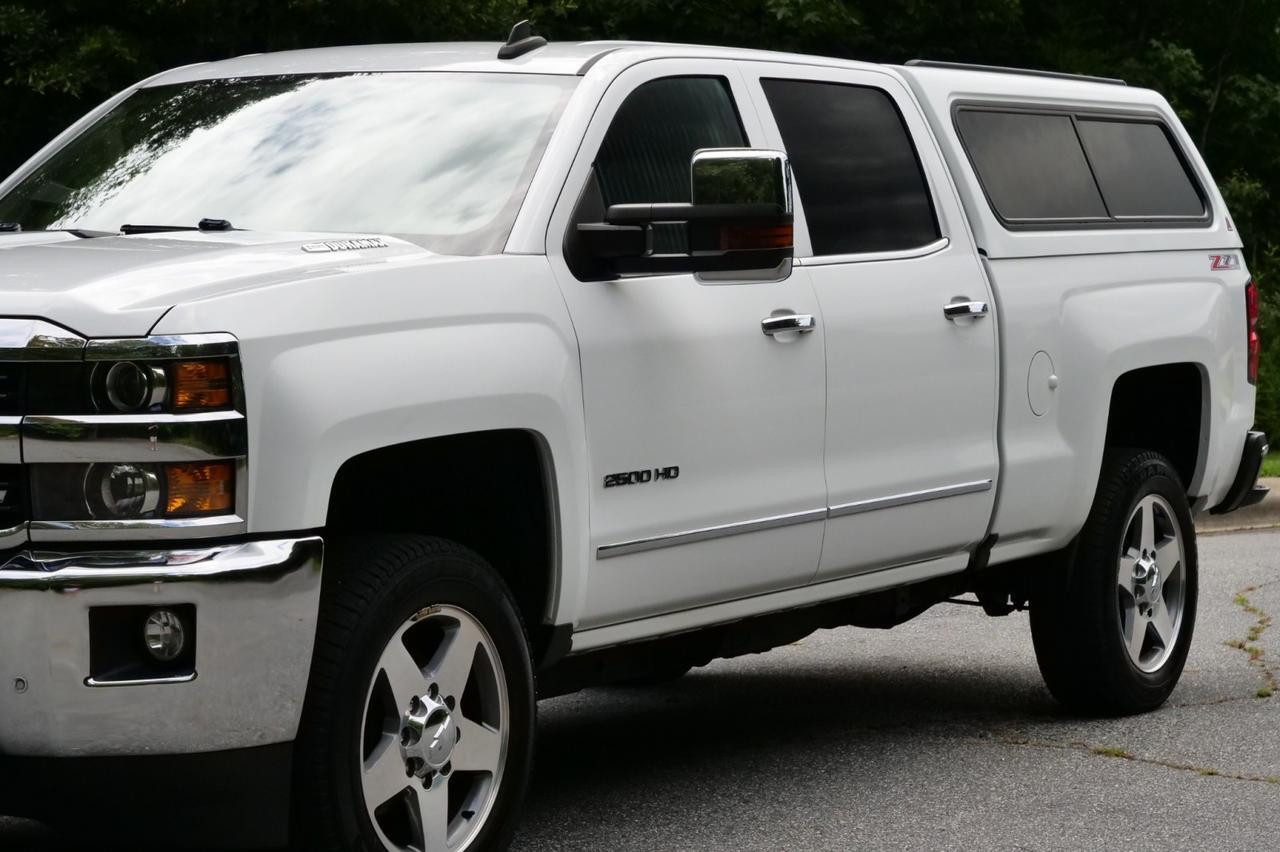 2016 Chevrolet Silverado 2500HD LTZ 4x4 / Z71 / Duramax V8 Turbo Diesel / Sunroof! Lincolnton NC