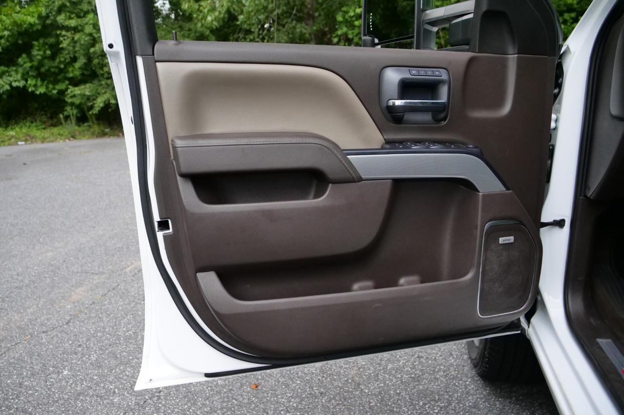 2016 Chevrolet Silverado 2500HD LTZ 4x4 / Z71 / Duramax V8 Turbo Diesel / Sunroof! Lincolnton NC