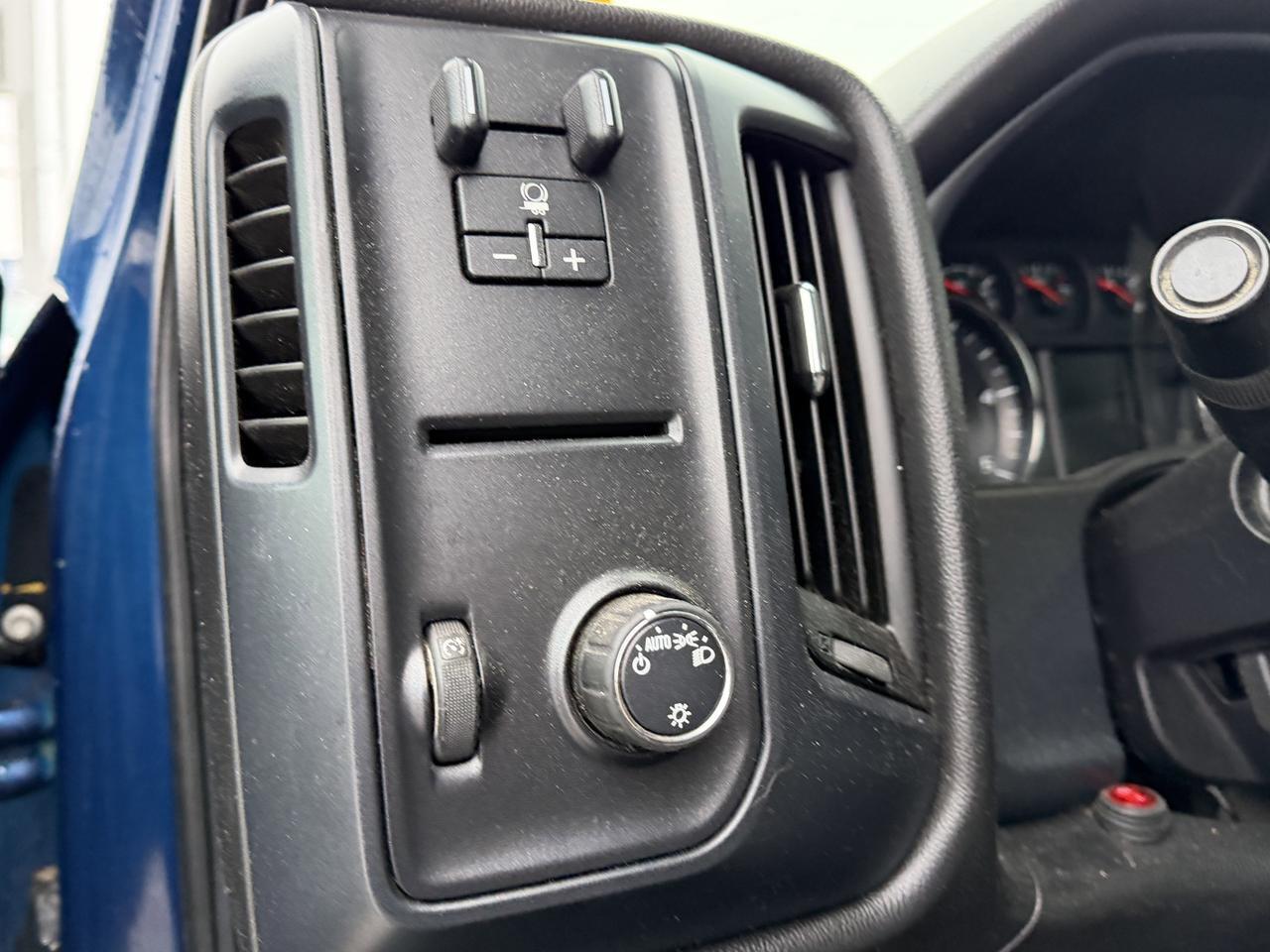 2016 Chevrolet Silverado 2500HD Work Truck | Duramax Diesel | 4X4 | One Owner | Clean Carfax | Local Truck Redwater AB