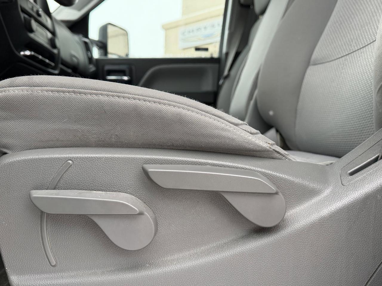 2016 Chevrolet Silverado 2500HD Work Truck | Duramax Diesel | 4X4 | One Owner | Clean Carfax | Local Truck Redwater AB