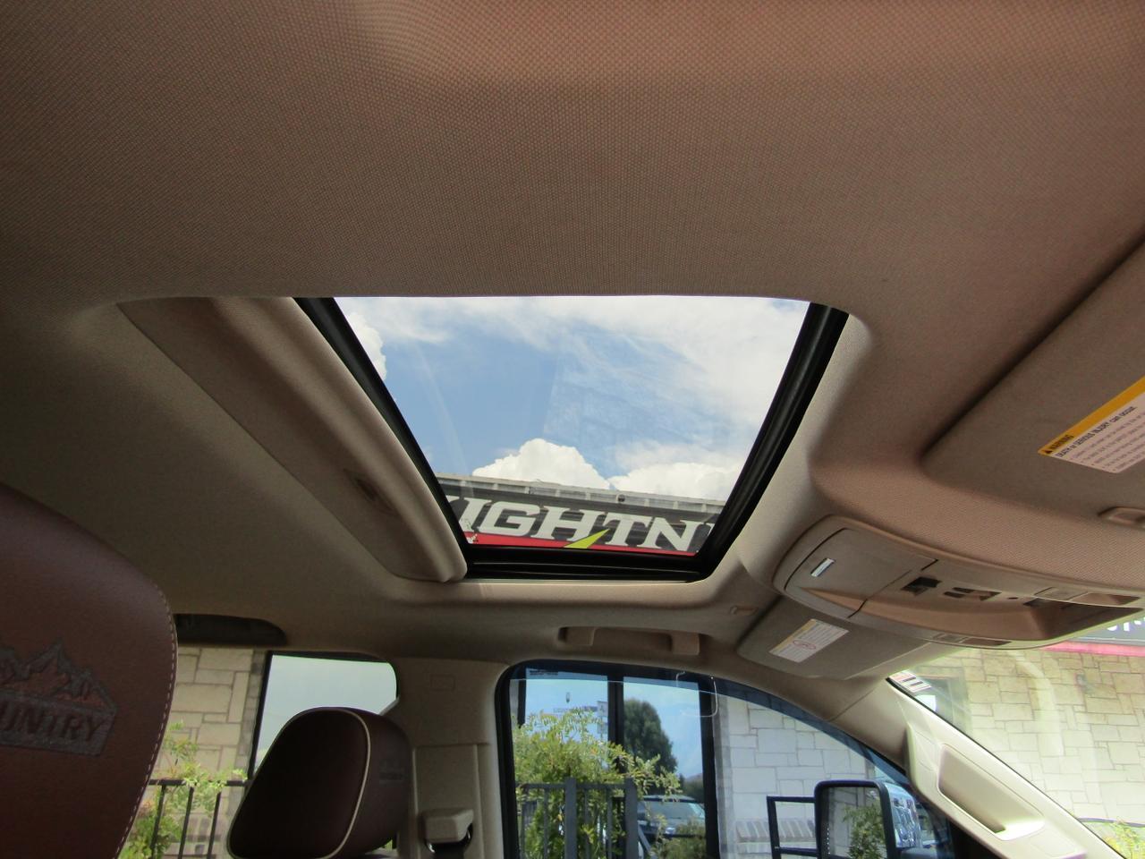 2016 Chevrolet Silverado 3500HD 4WD Crew Cab 167.7 High Country Grand Prairie TX