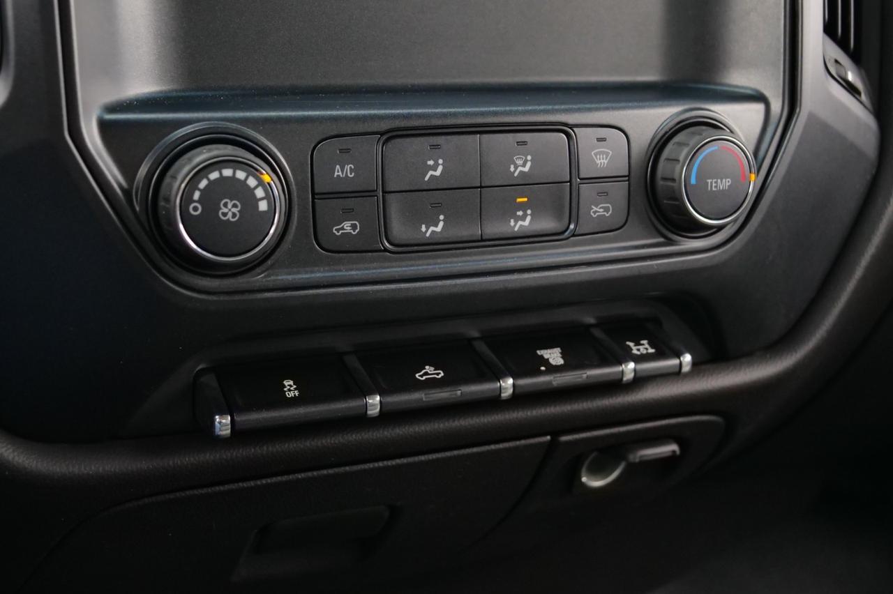 2016 Chevrolet Silverado 3500HD 4X4 / DRW / 9ft Flat Bed / Duramax Diesel! Lincolnton NC