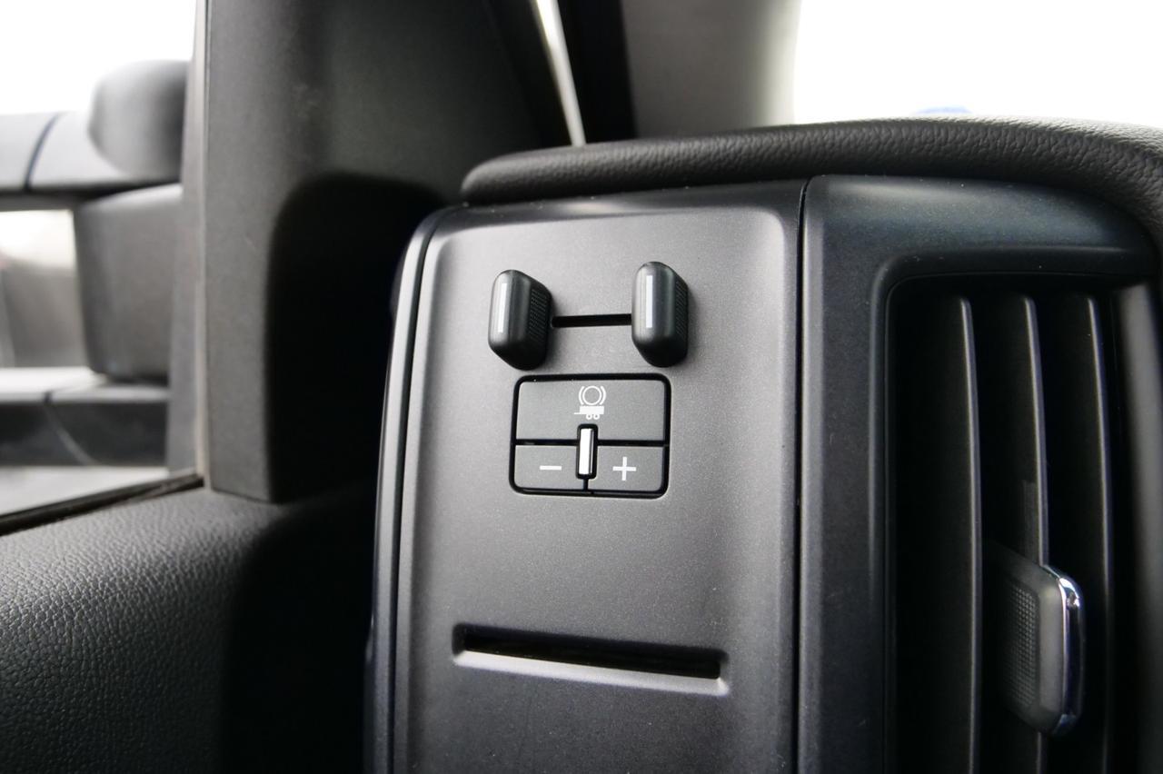 2016 Chevrolet Silverado 3500HD 4X4 / DRW / 9ft Flat Bed / Duramax Diesel! Lincolnton NC