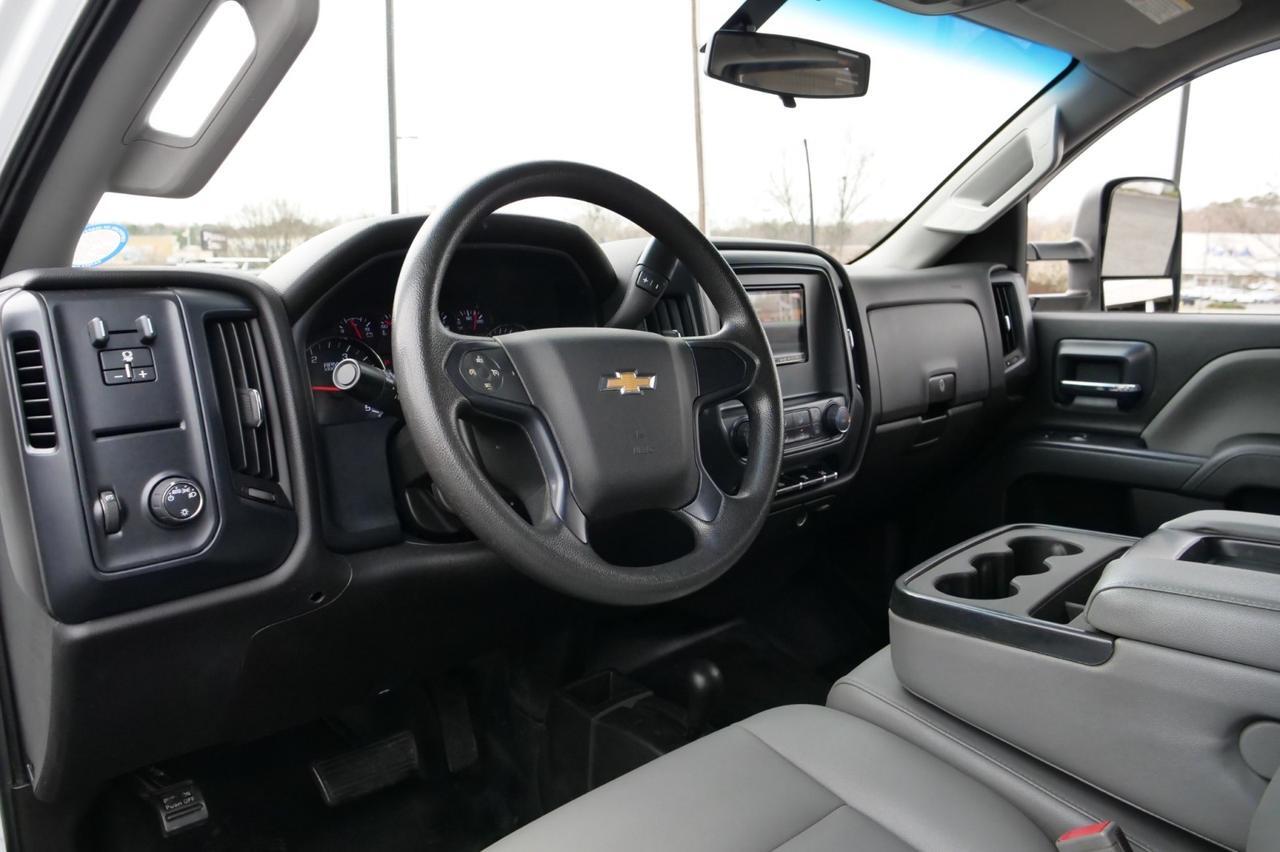 2016 Chevrolet Silverado 3500HD 4X4 / DRW / 9ft Flat Bed / Duramax Diesel! Lincolnton NC