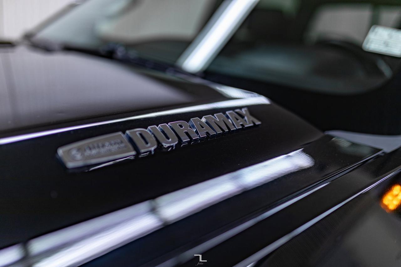 2016 Chevrolet Silverado 3500HD 4x4 Crew Cab LTZ Z71 Diesel Leather Roof Nav Red Deer AB