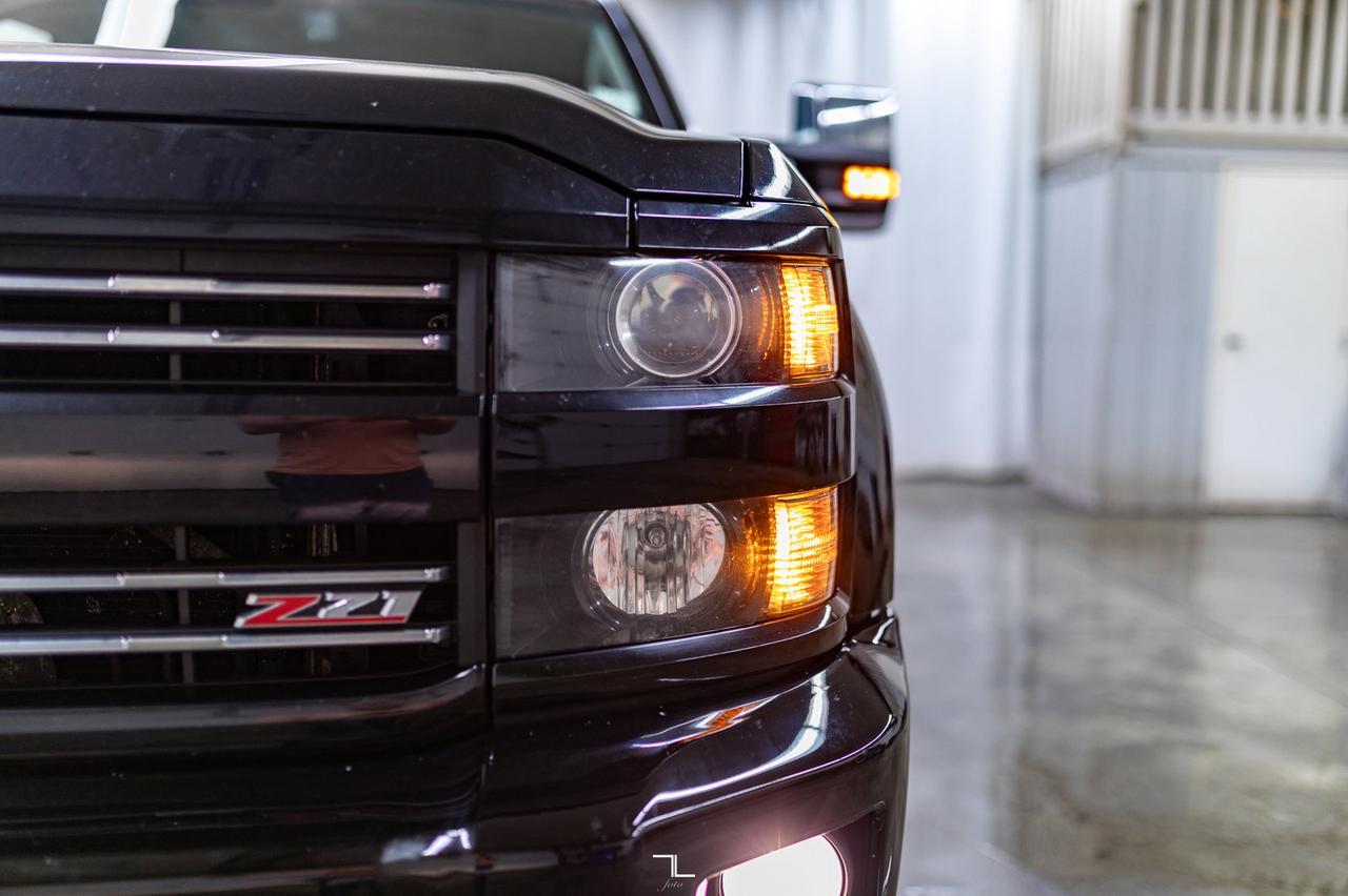 2016 Chevrolet Silverado 3500HD 4x4 Crew Cab LTZ Z71 Diesel Leather Roof Nav Red Deer AB