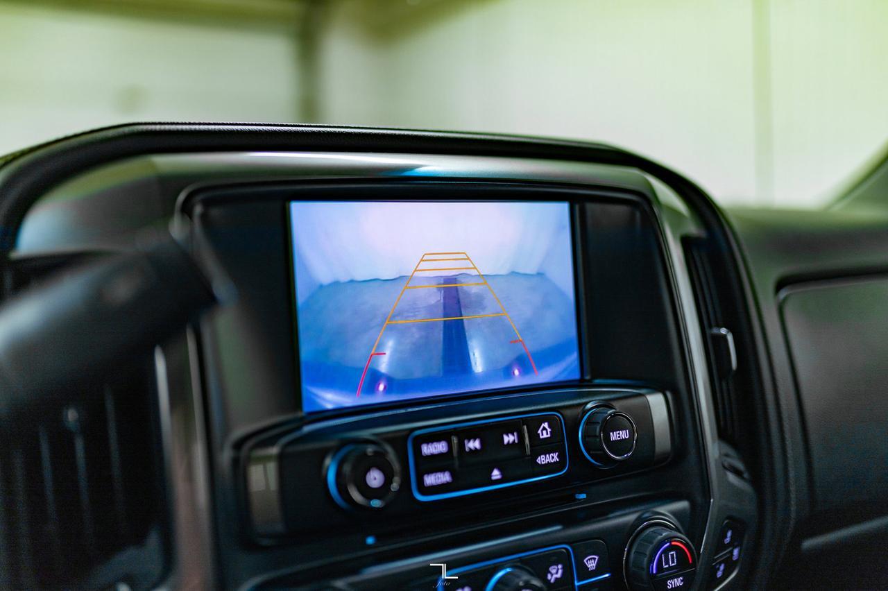 2016 Chevrolet Silverado 3500HD 4x4 Crew Cab LTZ Z71 Diesel Leather Roof Nav Red Deer AB