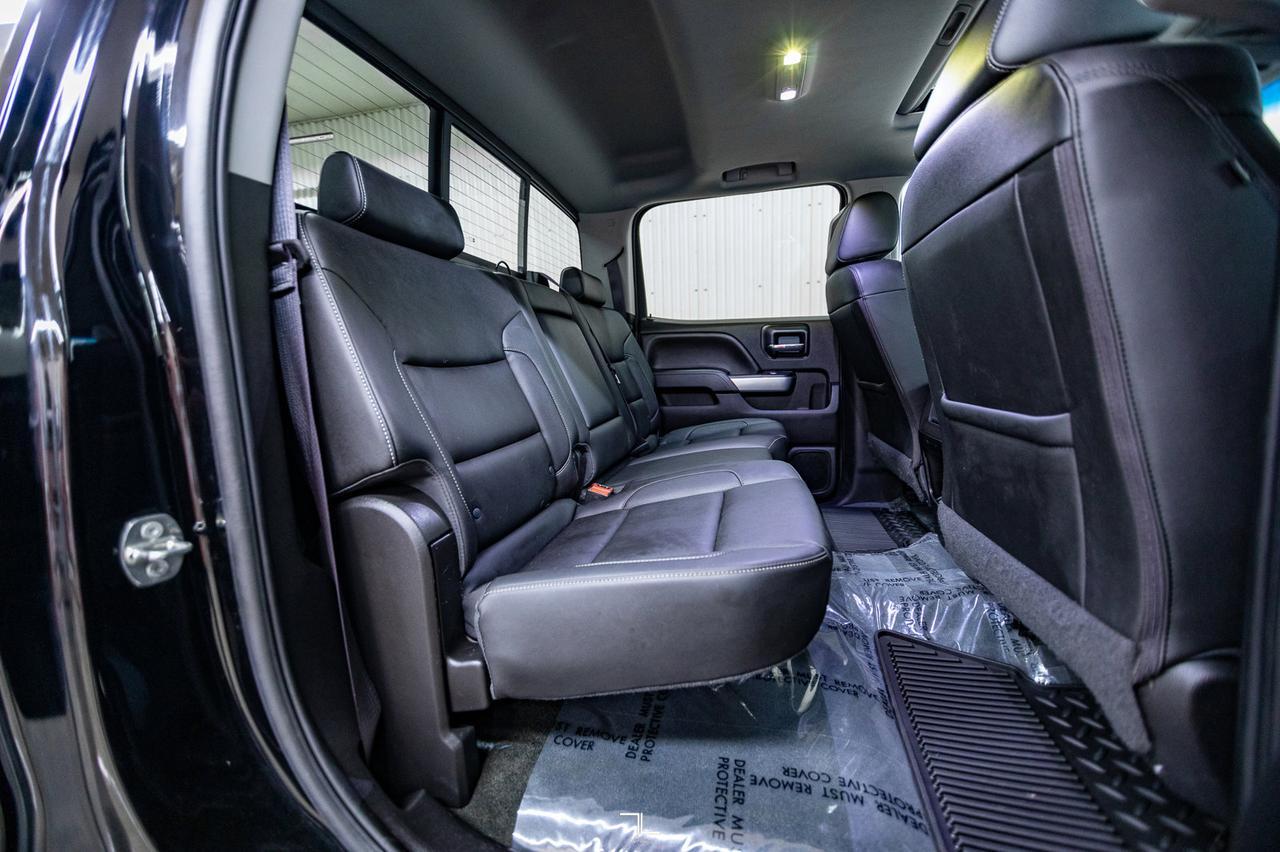 2016 Chevrolet Silverado 3500HD 4x4 Crew Cab LTZ Z71 Diesel Leather Roof Nav Red Deer AB