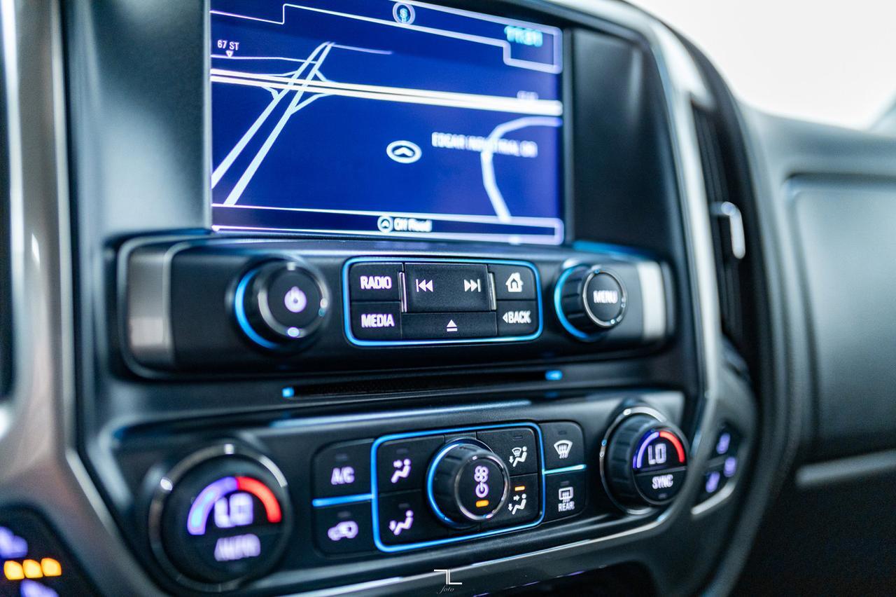 2016 Chevrolet Silverado 3500HD 4x4 Crew Cab LTZ Z71 Diesel Leather Roof Nav Red Deer AB