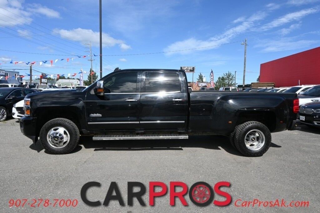 2016 Chevrolet Silverado 3500HD High Country - 4X4 -Dually - Crew Cab - 6.6L Duramax - Auto Start - Heated & Cooled Leather Seats - Heated Steering Wheel - Bose Speaker - Sunroof - Navigation - Reverse Camera - Rear Entertainment System - Tow Pkg