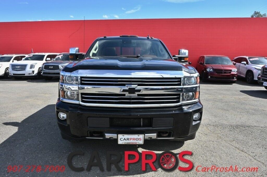 2016 Chevrolet Silverado 3500HD High Country - 4X4 -Dually - Crew Cab - 6.6L Duramax - Auto Start - Heated & Cooled Leather Seats - Heated Steering Wheel - Bose Speaker - Sunroof - Navigation - Reverse Camera - Rear Entertainment System - Tow Pkg