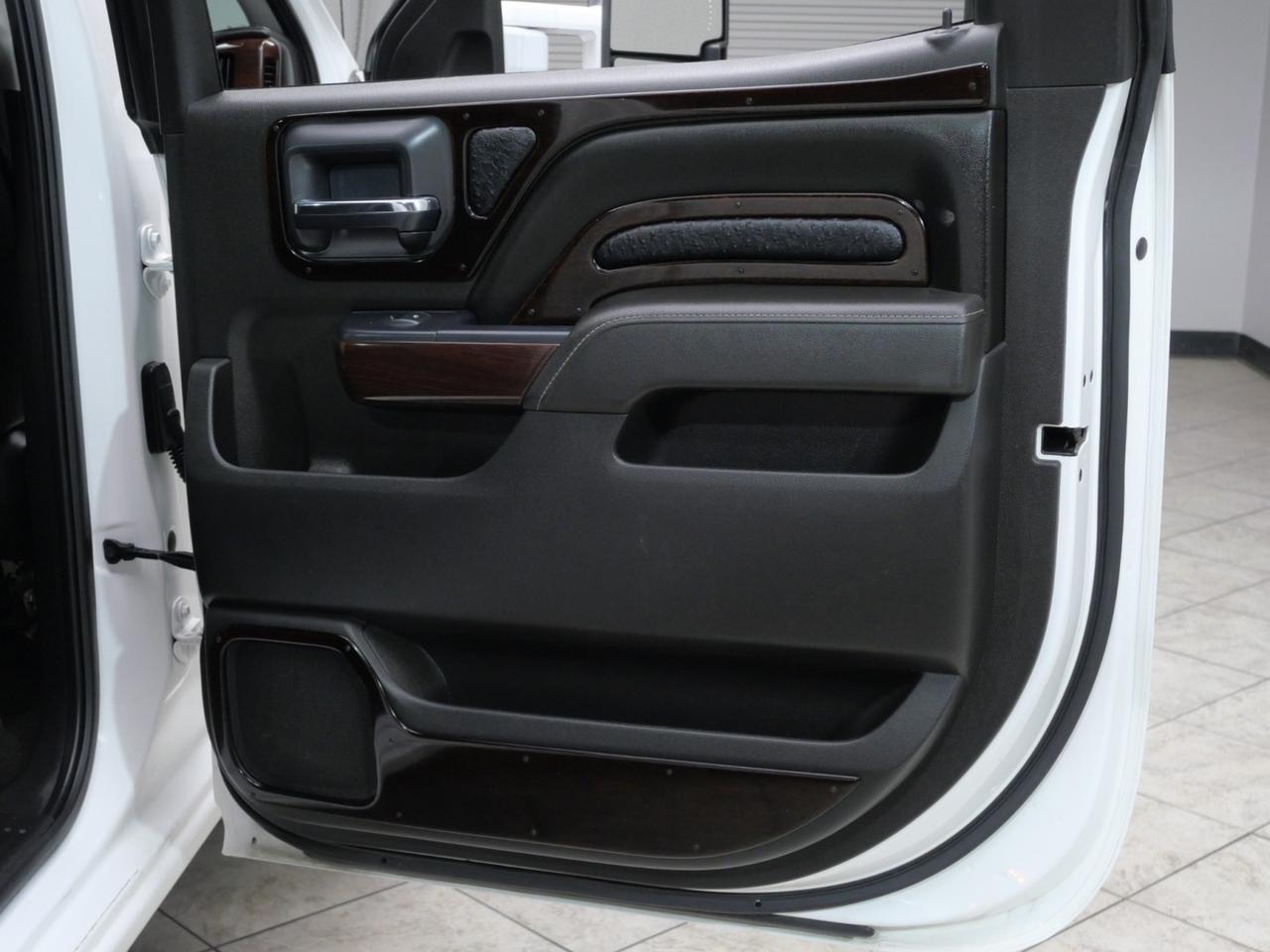 2016 Chevrolet Silverado 3500HD LTZ Western Hauler 6.6L Duramax 4x4 Mansfield TX