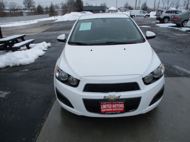 2016 Chevrolet Sonic LT Auto
