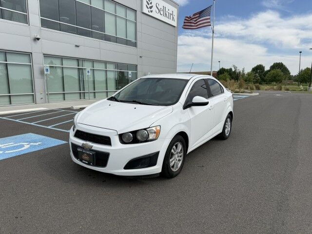 2016 Chevrolet Sonic LT