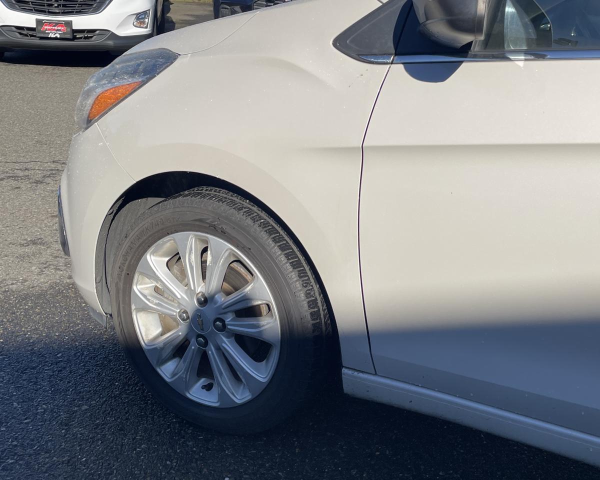 2016 Chevrolet Spark 2LT Hatchback 4D