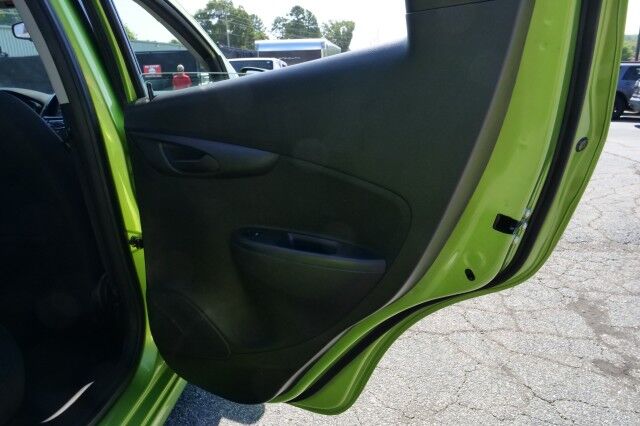 2016 Chevrolet Spark LT / Lime Green / Hatchback! High Point NC