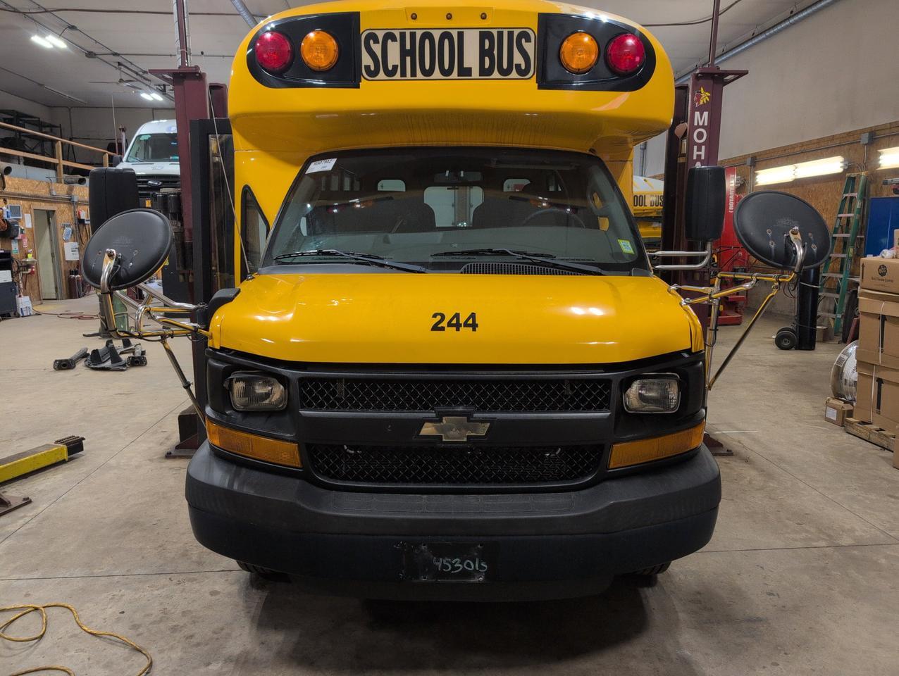 2016 Chevrolet Starcraft QUEST